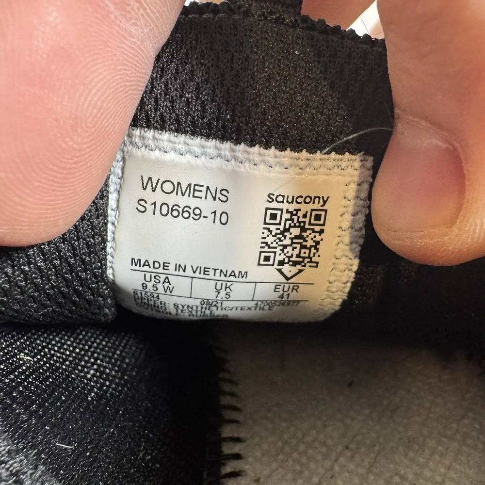 Saucony Excursion TR15 Womens Size 9.5 W Black Athletic Running‎ Shoes Sneakers
